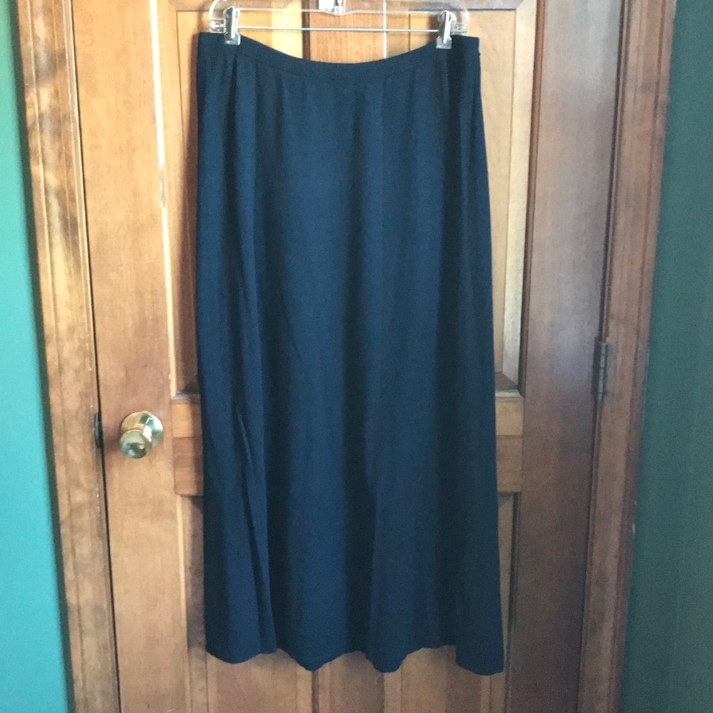 Eileen Fisher Black Knit Long Skirt Large